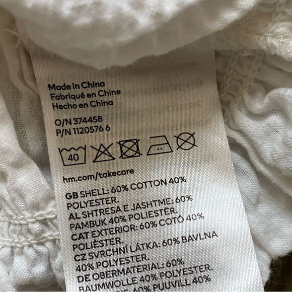 H&M Puff Sleeve Top White Large Ruffle Smocked Elastic Stretch - Picture 11 of 12